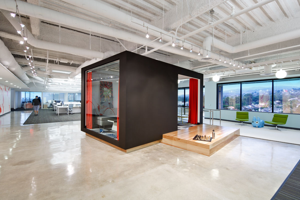 GiveMeApps News: Dream Host Headquarters | GiveMeApps